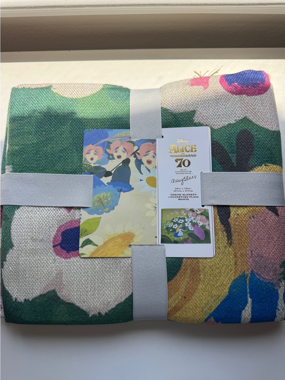 Disney Alice in Wonderland Floral Throw Blanket, art by Mary Blair NWT